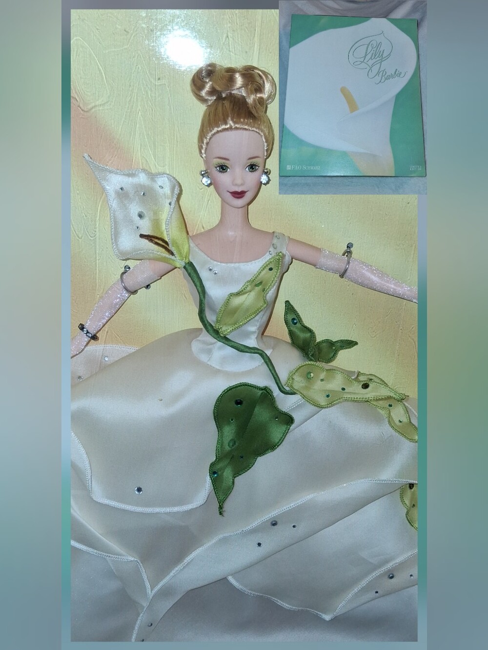 1997 Lily Barbie from the FAO Schwarz Floral Signature Collection (Model #17556)